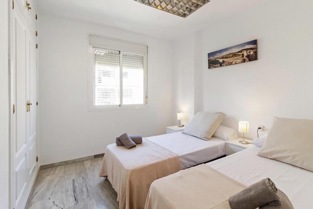 Apartamento Luminoso Cuarteles By Greensol Homes Malaga Luaran gambar